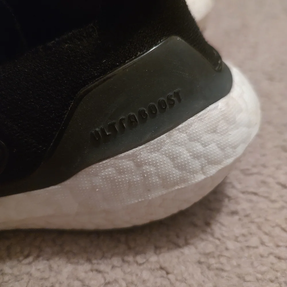 Adidas Ultraboost Black Sneakers - Picture 5 of 7